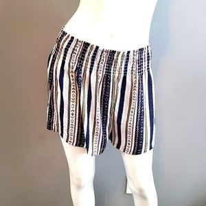 Tribal Print High Waisted Shorts size Large